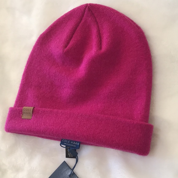 🆕 Cole Haan Fuchsia Cashmere-Blend beanie hat - Picture 3 of 6